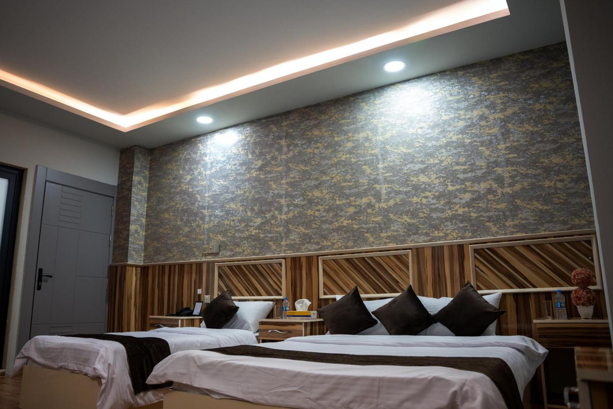 Kristal Hotel ドホーク エクステリア 写真
