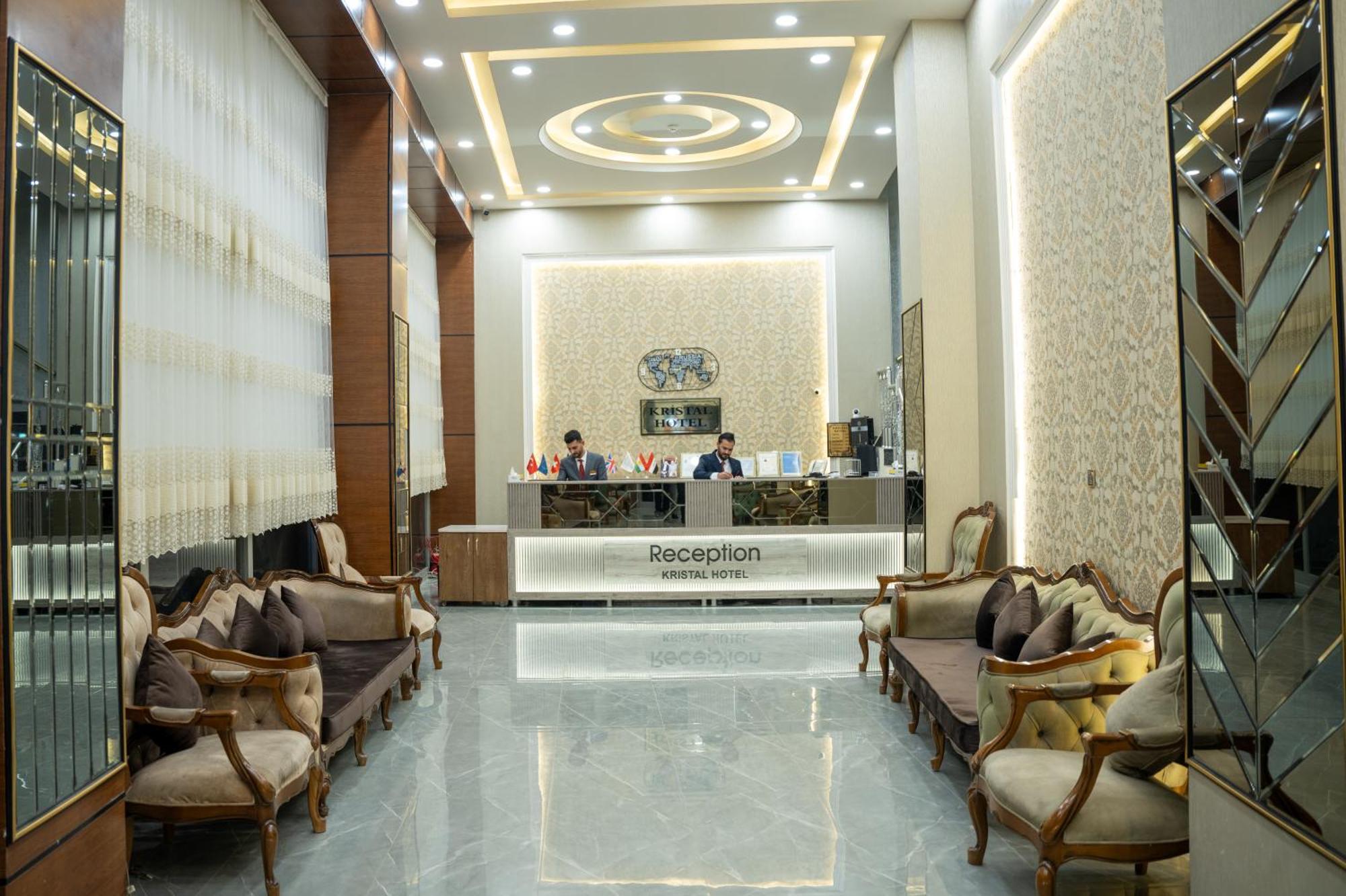 Kristal Hotel ドホーク エクステリア 写真